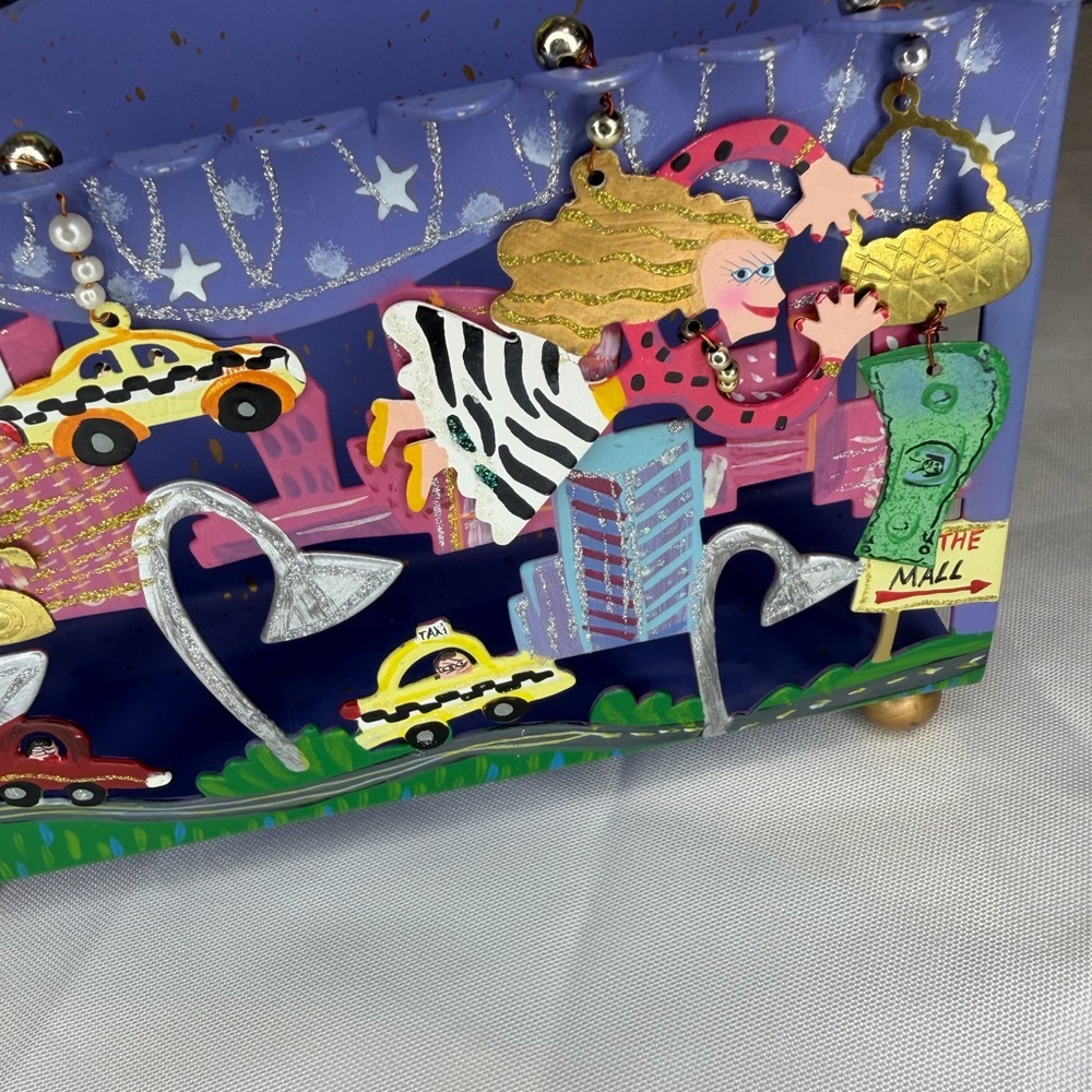 Fanciful Flights shop Til You Drop mail holder by Karen Rossi - Picture 4 of 6